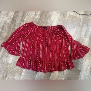 Sanctu size MEDIUM red 1/4 length sleeve top with ruffle sleeve and bottom hem